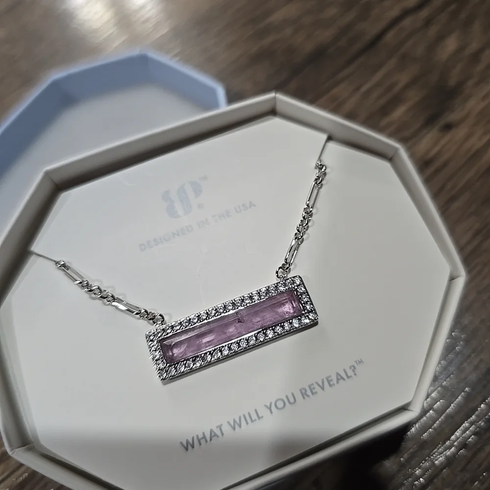 🔥 New Bomb Party Necklace - Picture 2 of 5